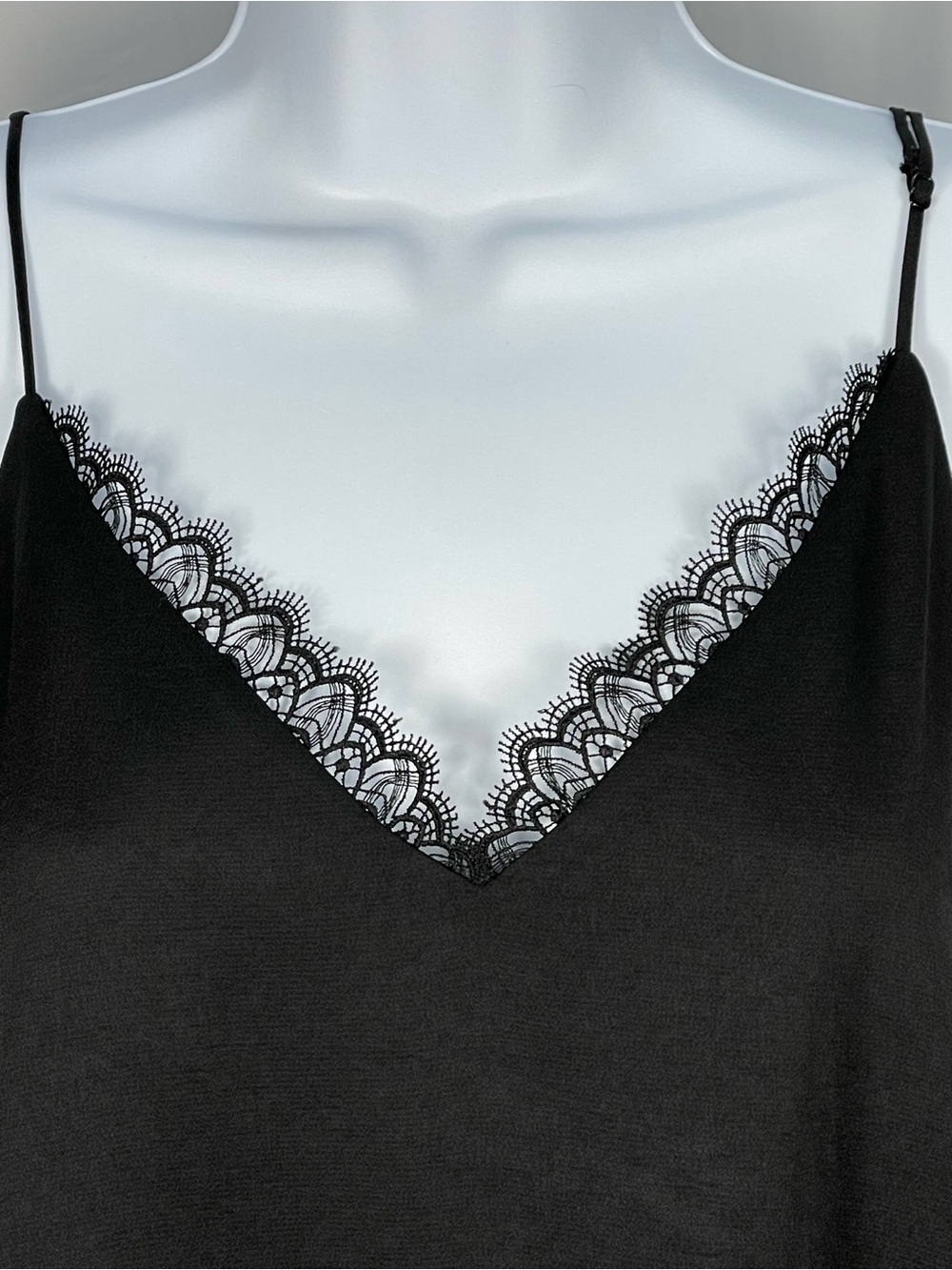 Express Black Lace-Trim V-Neck Double layer Camisole w/adjustable straps Sz M - Picture 2 of 9